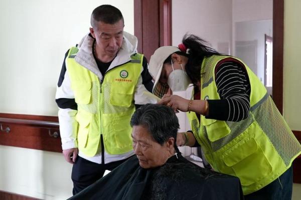 2026年1月理发工具消毒吉日:卫生安全得把眼睛擦亮了 2026年1月理发工具消毒吉日:卫生安全得把眼睛擦亮了